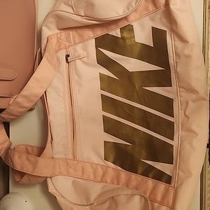 Nike duffle bag